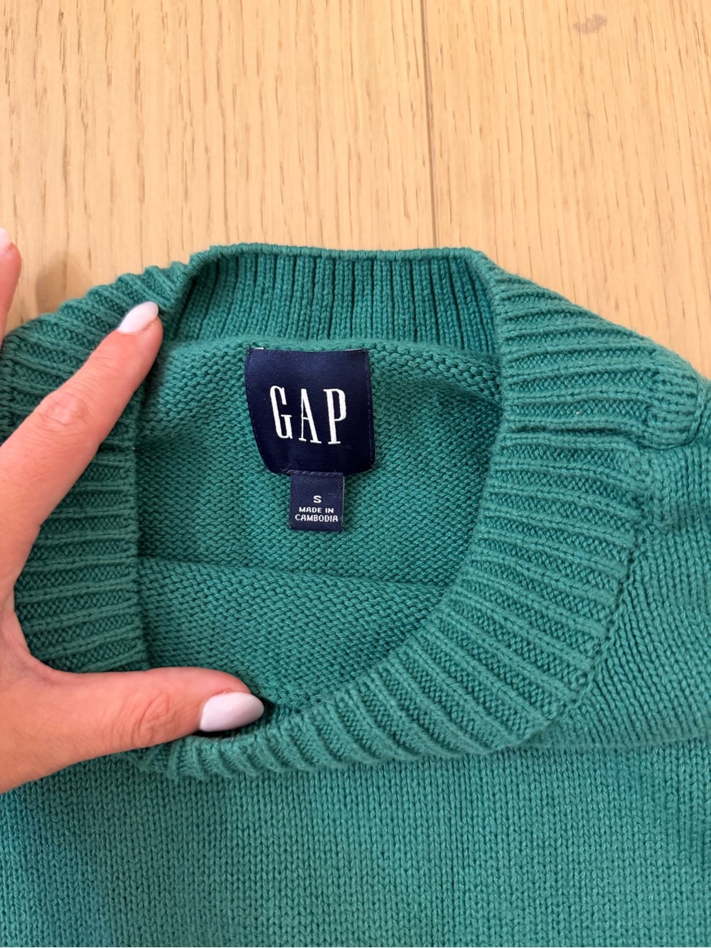 GAP Women's Teal Crewneck Sweater